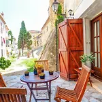 Charming House By Hello Homes Apartment *