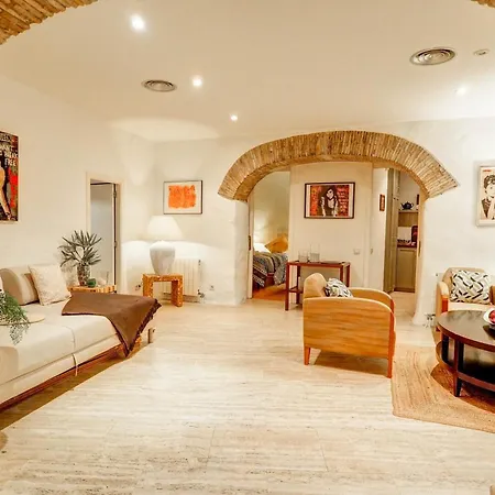 Daire Charming House By Hello Homes *