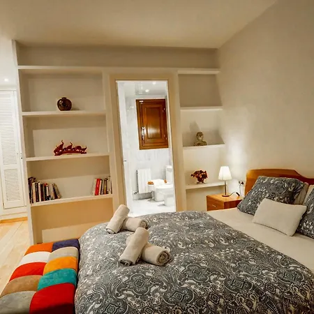 アパート Charming House By Hello Homes *