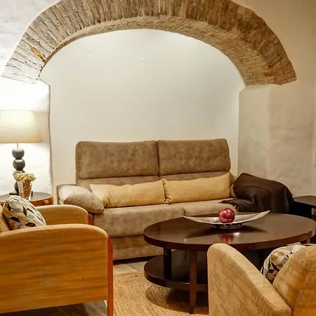 Charming House By Hello Homes