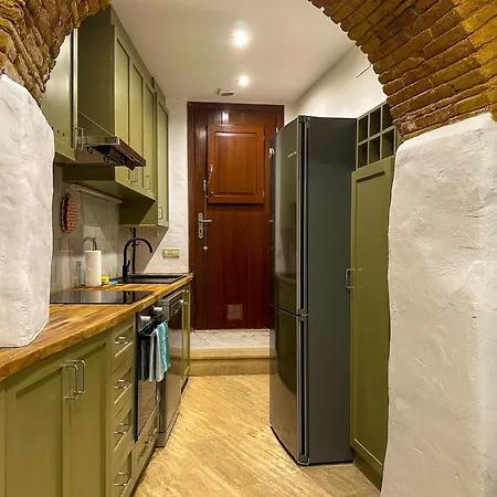 Apartament Charming House By Hello Homes *