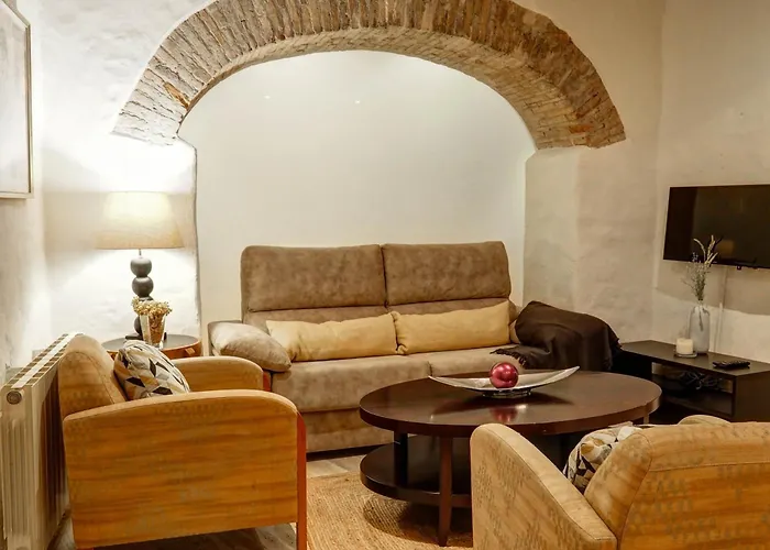 Charming House By Hello Homes